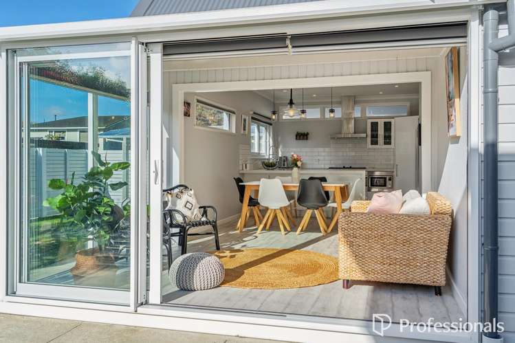 32 Orr Crescent Lower Hutt Central_15