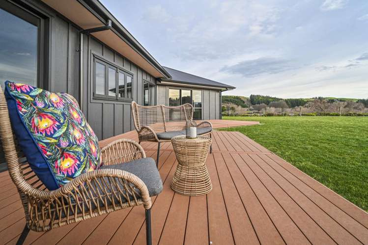 61 Bellerby Lane Maraekakaho_9