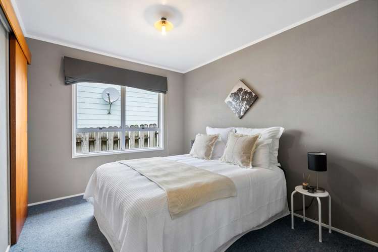 12 Curlew Place One Tree Point_17