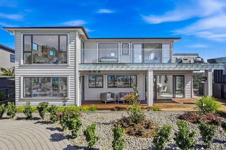 55 Hawaiian Parade Arkles Bay_26