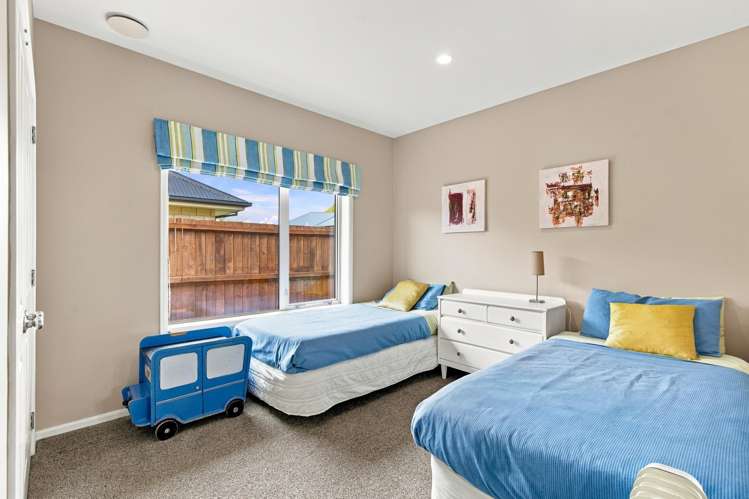 4 Montego Close Shirley_13