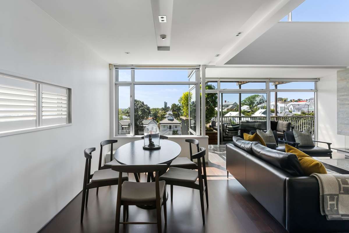 4/34 Douglas Street_1