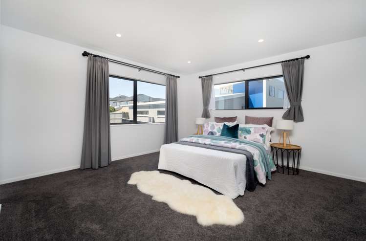 12 Cooladawson Drive Flat Bush_32