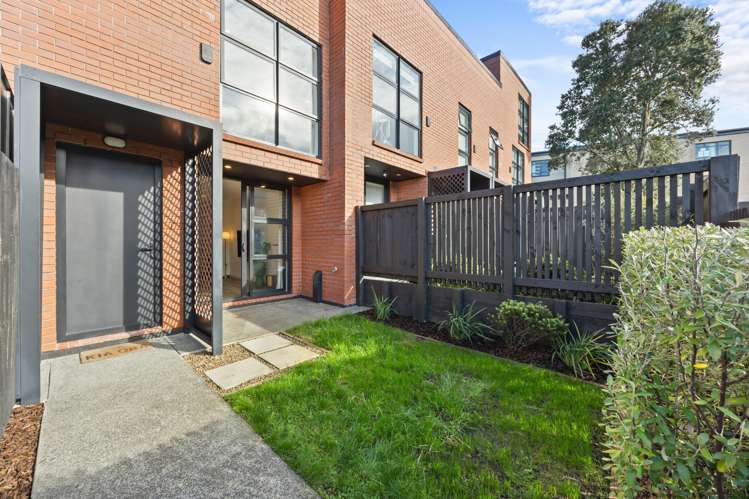 7 Puhua Lane Mount Roskill_19