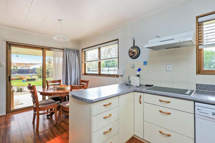 3 Yarmouth Road Flaxmere_4