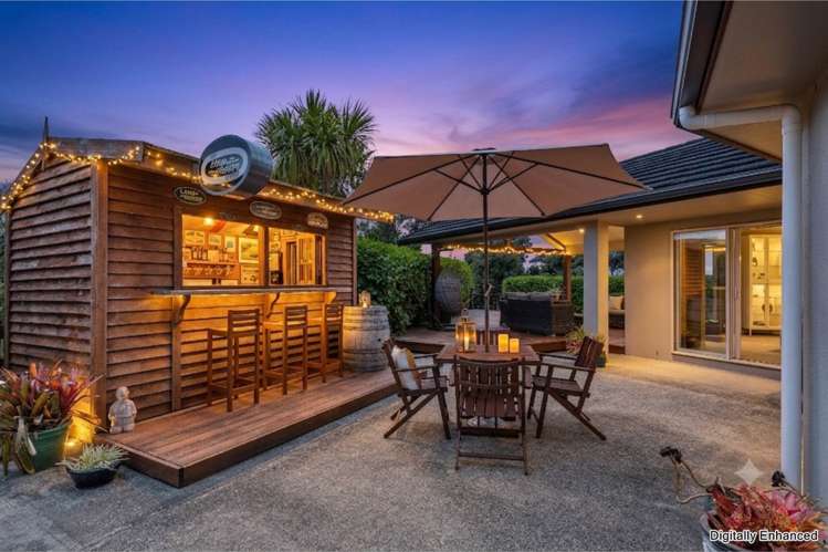 240 Three Oaks Drive_2