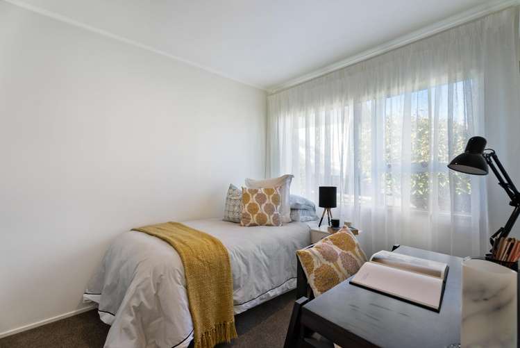 2/4 Clare Place Glenfield_9