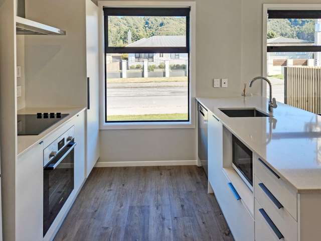 A/58 Fraser Street 10629_1