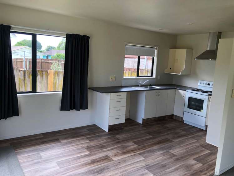 14 Rebecca Rise Manurewa_2