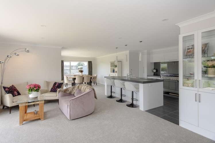 326 Homestead Road_4