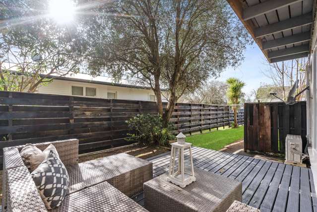 Spacious Apartment with Private Garden