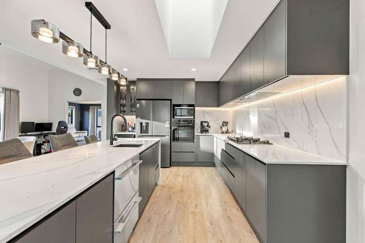 58 Carnaveron Drive Lincoln_6