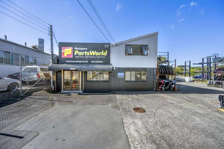 116-120 Railside Avenue Henderson_4
