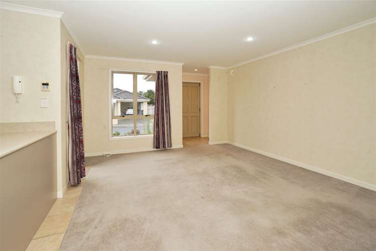 20 Sovereign Isle Lane Rototuna_7