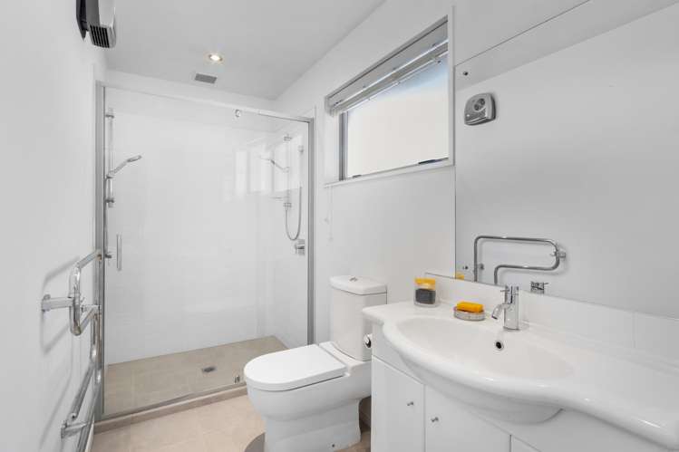 23 Stillwater Avenue Burwood_8