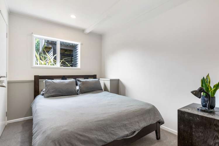 7 Paris Place Birkenhead_11