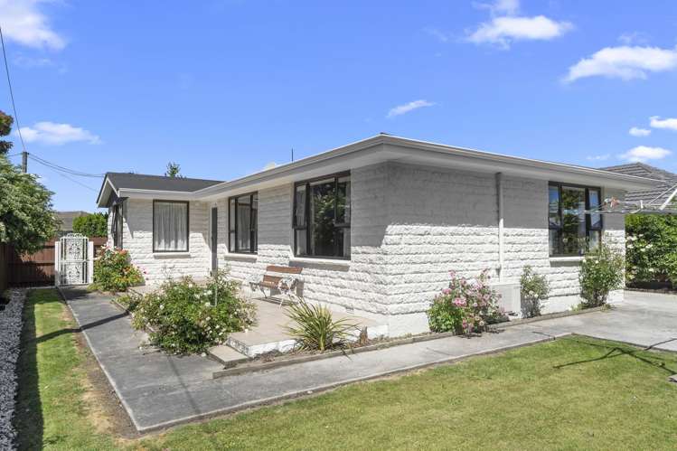 12 Marshwood Place Upper Riccarton_1