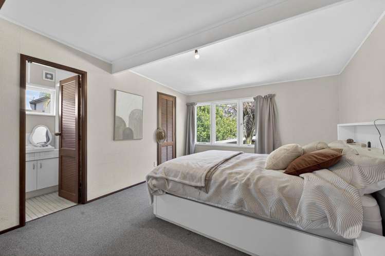 11 The Parade Saint Heliers_15