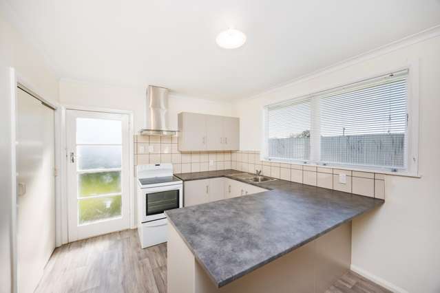 6/11 Pascal Street Takaro_4