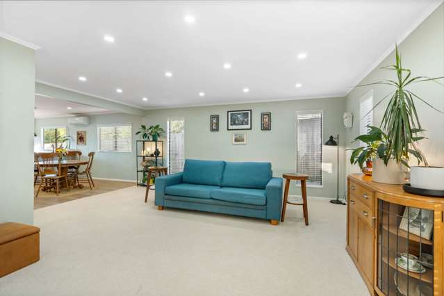 8A Parrs Cross Road Henderson_1