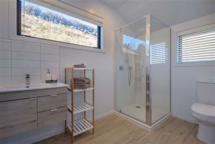 68 Myles Way Lower Shotover_29