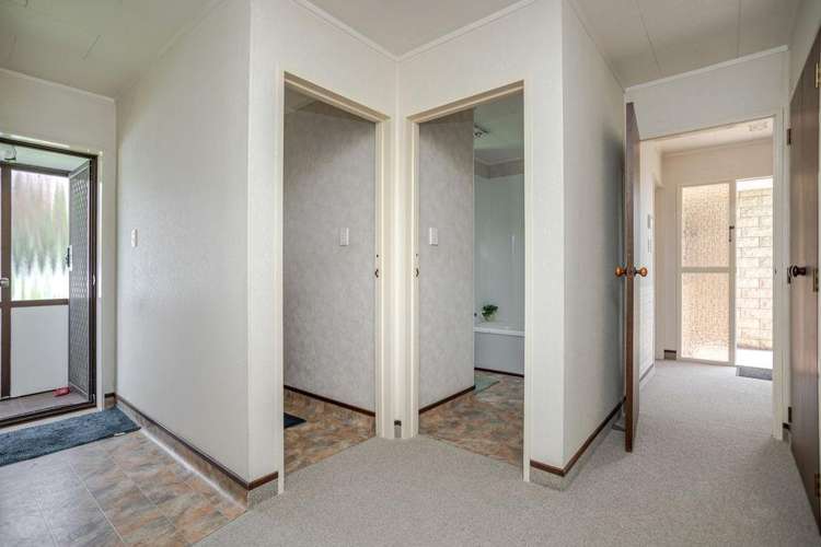 44 Allardice Street Dannevirke_16