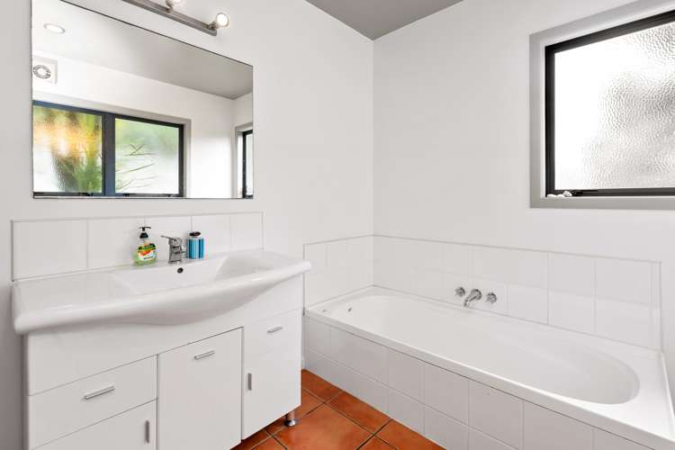 168 Rockell Road Whananaki_11