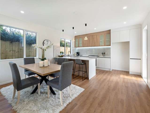 89B St Anne's Crescent Wattle Downs_3