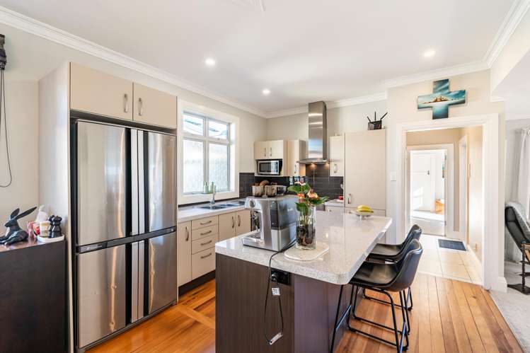 18 Bracken Street Petone_20