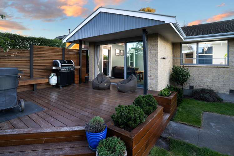 2/174b Grimseys Road Redwood_3