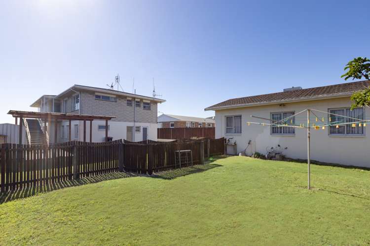 128 Marine Parade Mt Maunganui_19