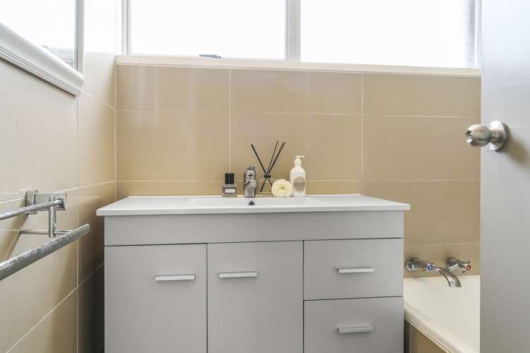 115 Queenstown Road Onehunga_23