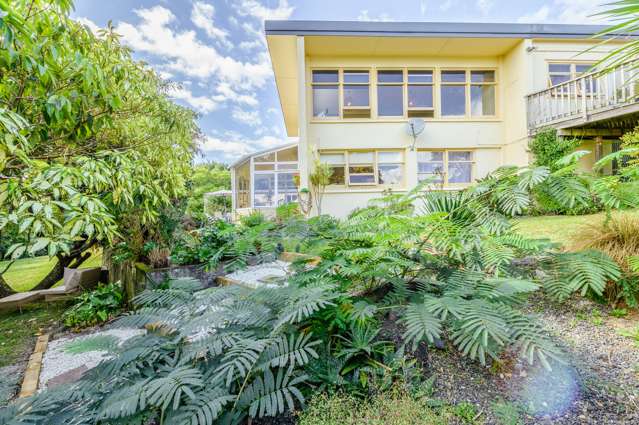 14 Deane Avenue Titirangi_1