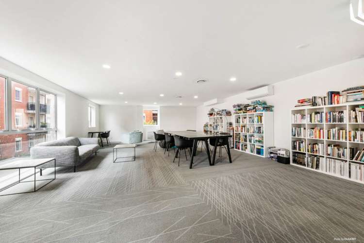 209/1B Soljak Place Mt Albert_12