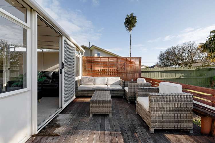 67 Campbell Street Leamington_18