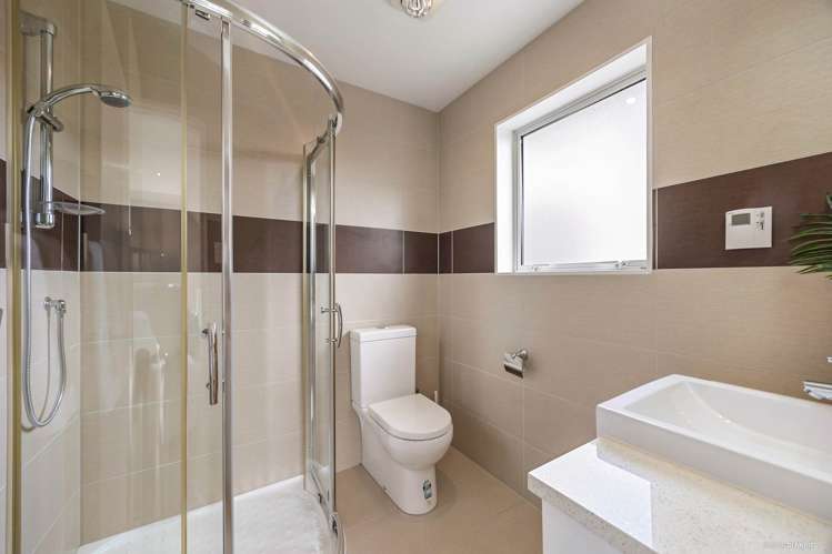 80 Kaipatiki Road Glenfield_20