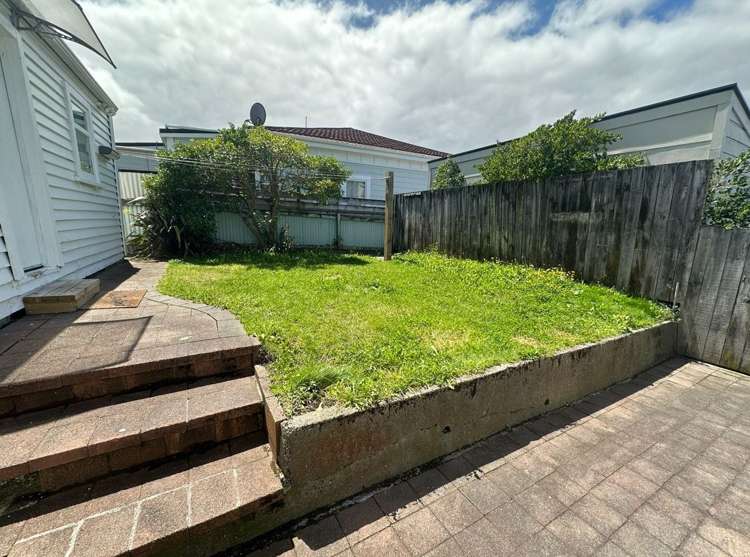 18 Stoke Street Newtown_10