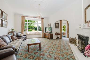 292 Racecourse Road_3