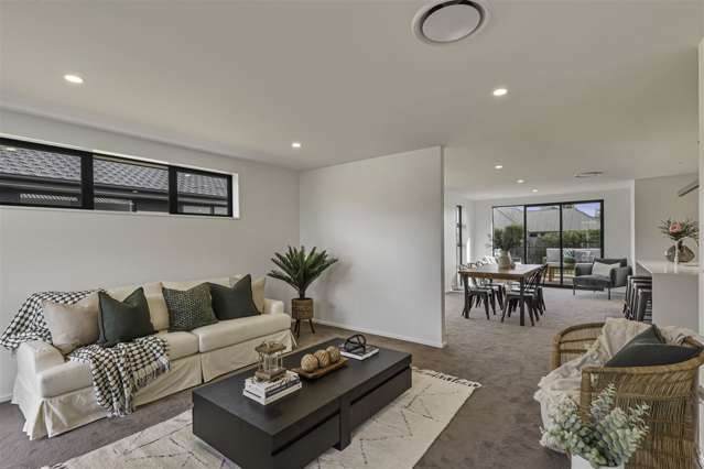 23 Selfe Crescent Burwood_2