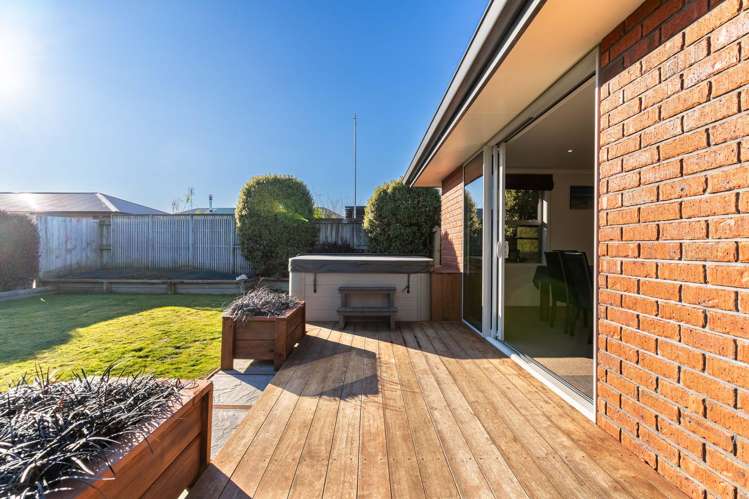 14 William James Close Mosgiel_24