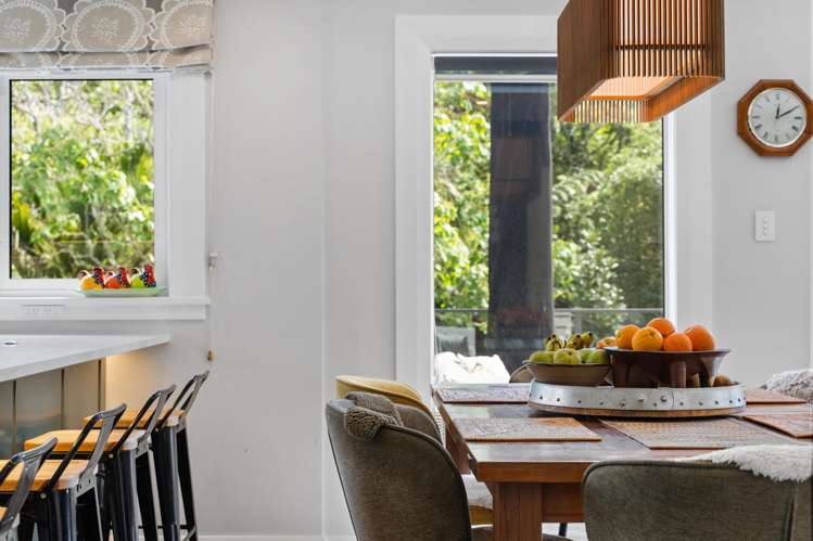 14 Friend Street Karori_11