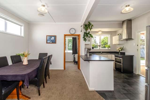 1003b Wall Road Raureka_4