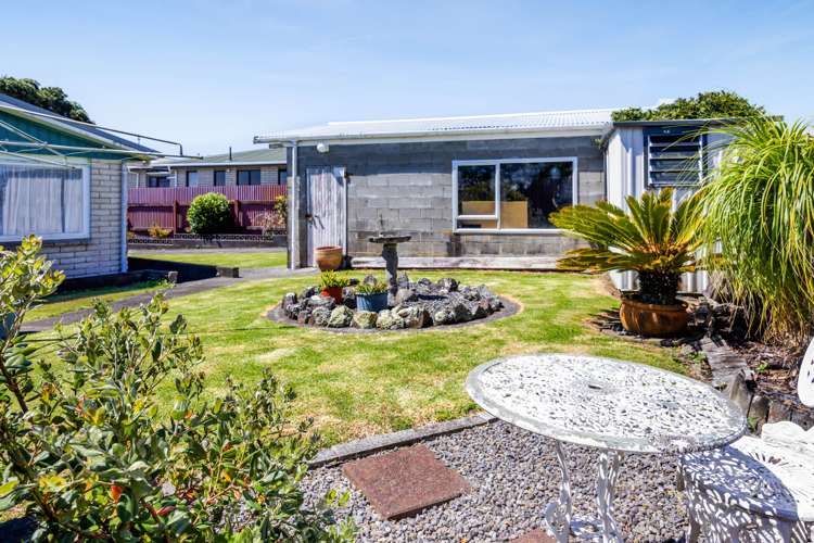 40 High Street East Waitara_25