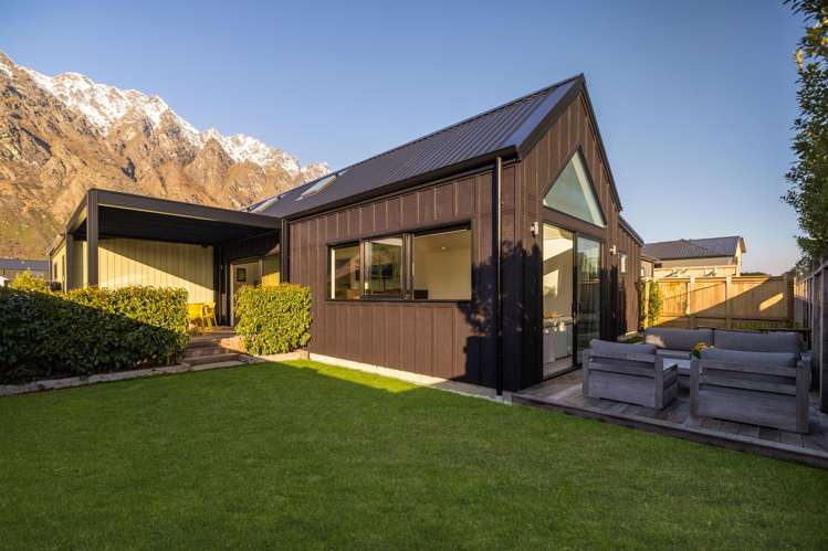 36 Spur Ridge Rise Jacks Point_11