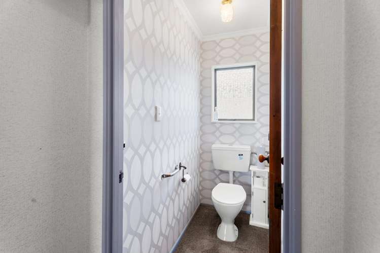 13 Tukapa Street Westown_15