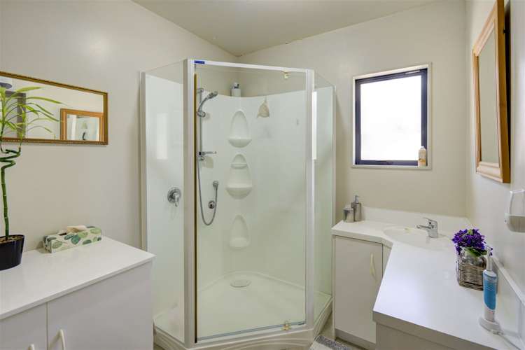 5 Allin Drive Waikuku Beach_8