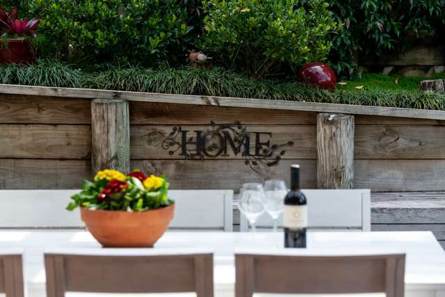 45 Uxbridge Road Mellons Bay_4