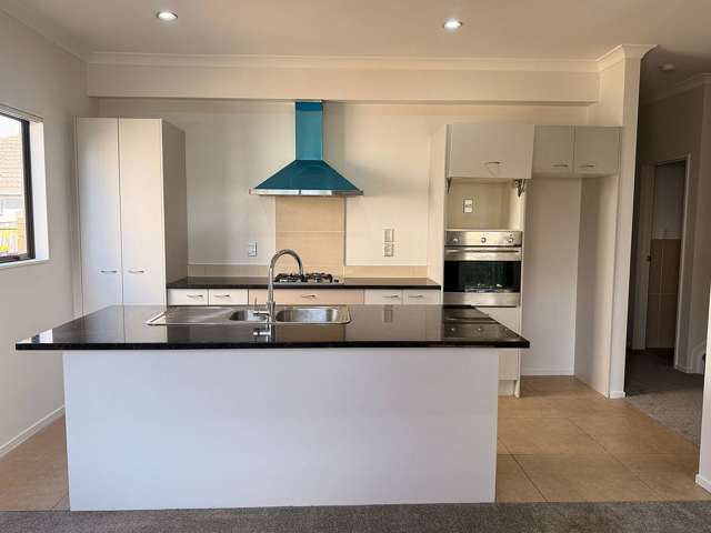 19 Triumph Road Flat Bush_1
