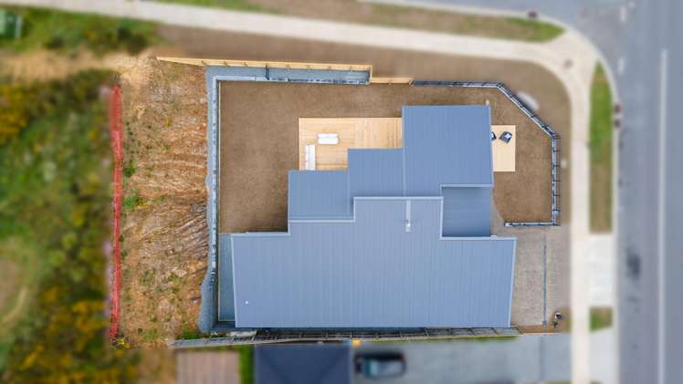 83 Queen Charlotte Drive Aotea_25