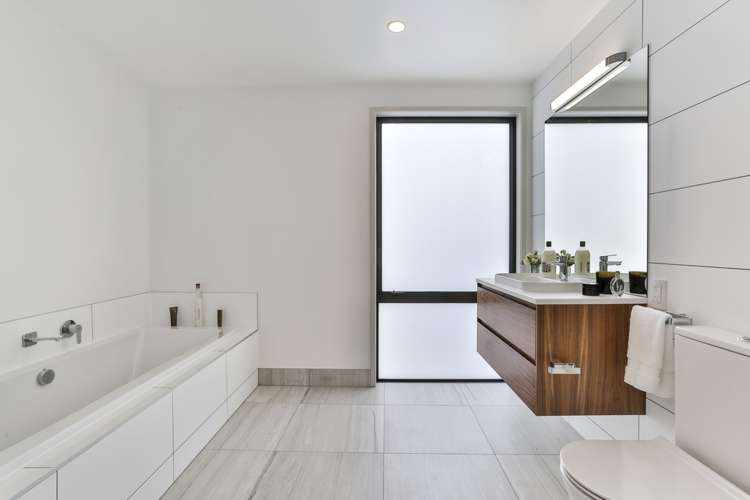 12 Fernwood Place Wai O Taiki Bay_16